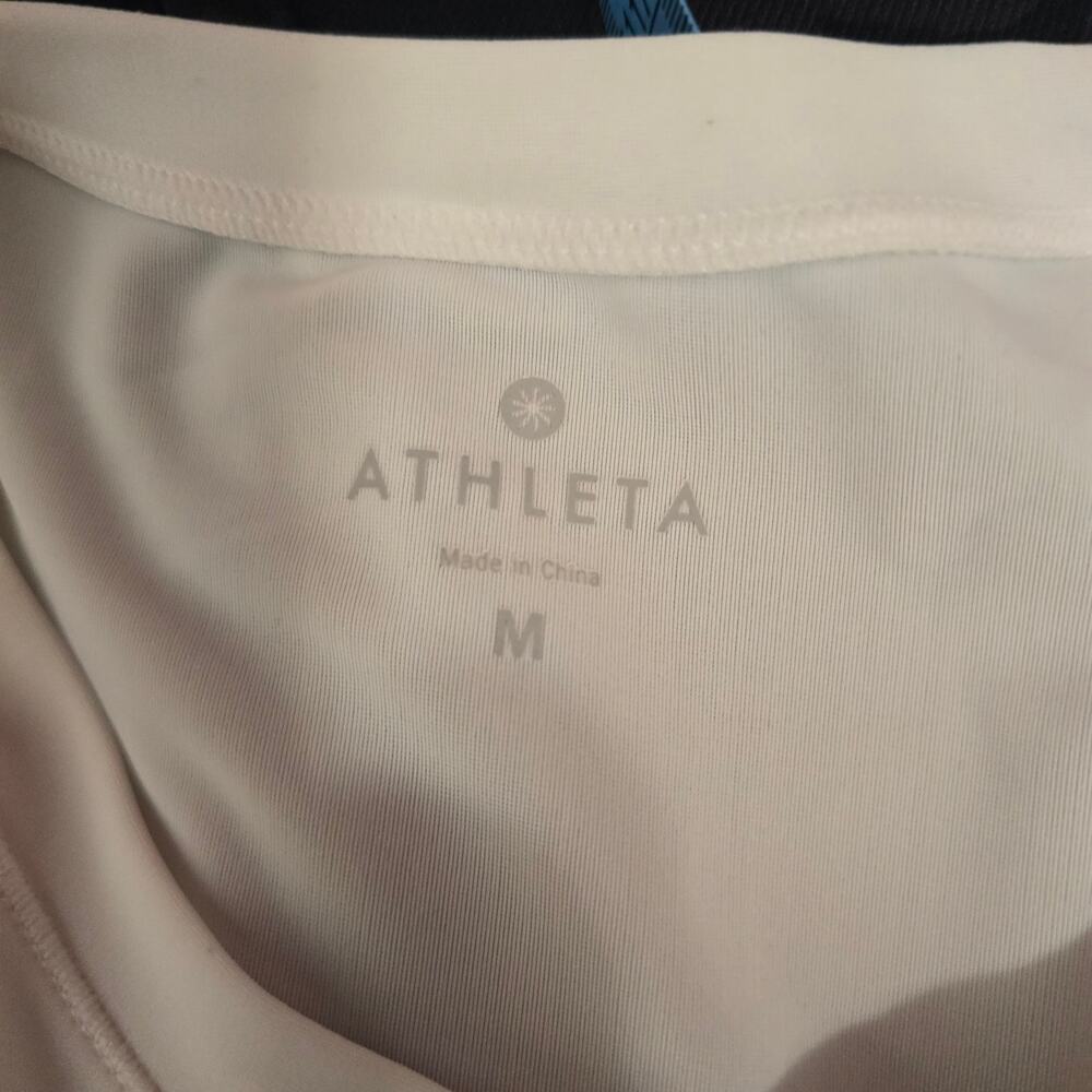 Athleta Mandala Ornate Design Rash Guard Size Medium - Picture 5 of 6